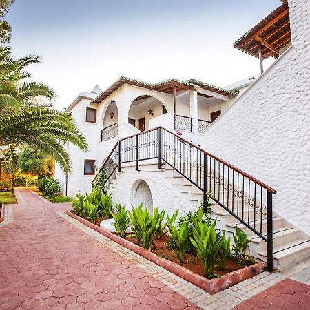 Merit Cyprus Gardens Holiday Famagusta  Luaran gambar