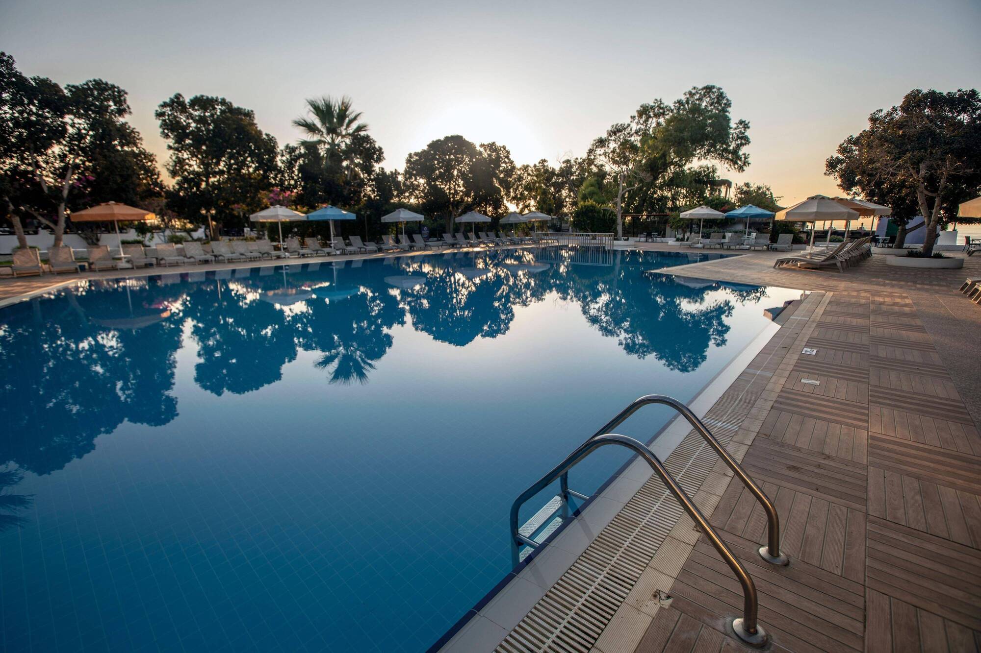 Merit Cyprus Gardens Holiday Famagusta  Luaran gambar
