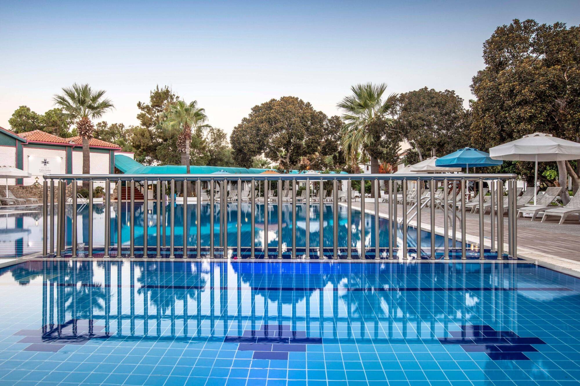 Merit Cyprus Gardens Holiday Famagusta  Luaran gambar