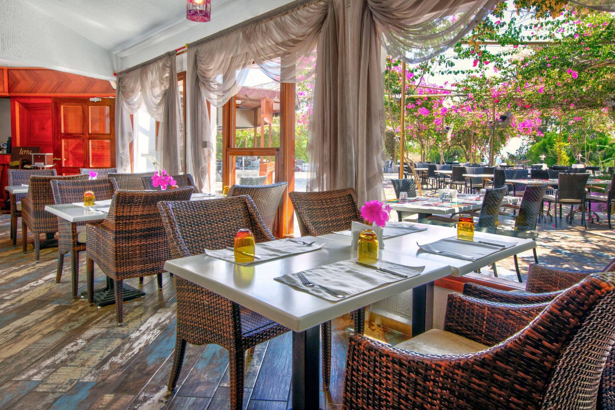 Merit Cyprus Gardens Holiday Famagusta  Luaran gambar